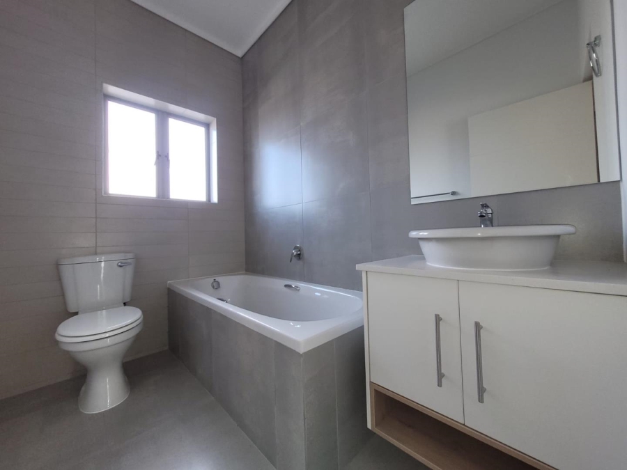 3 Bedroom Property for Sale in Mooikloof Country Estate Western Cape